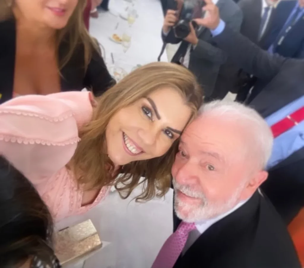 Em Brasília, reitora da UFAC participa de reunião com Lula e ministro da educação