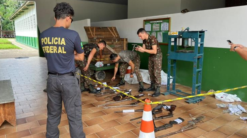Polícia Federal destrói armas apreendidas no Acre oriundas do crime