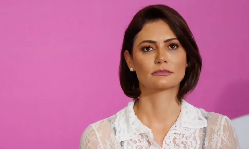 Michelle Bolsonaro posta vídeo do Alvorada após Janja apontar descuido