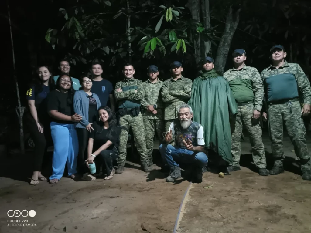 Militares do AC ministram instruções de sobrevivência em ambiente de selva para universitários