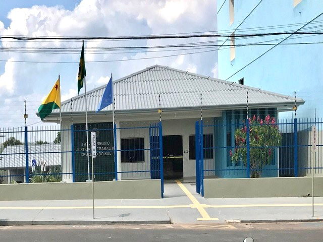 Defensoria de Cruzeiro do Sul passa a atender em novo endereço após furtos de fios de energia