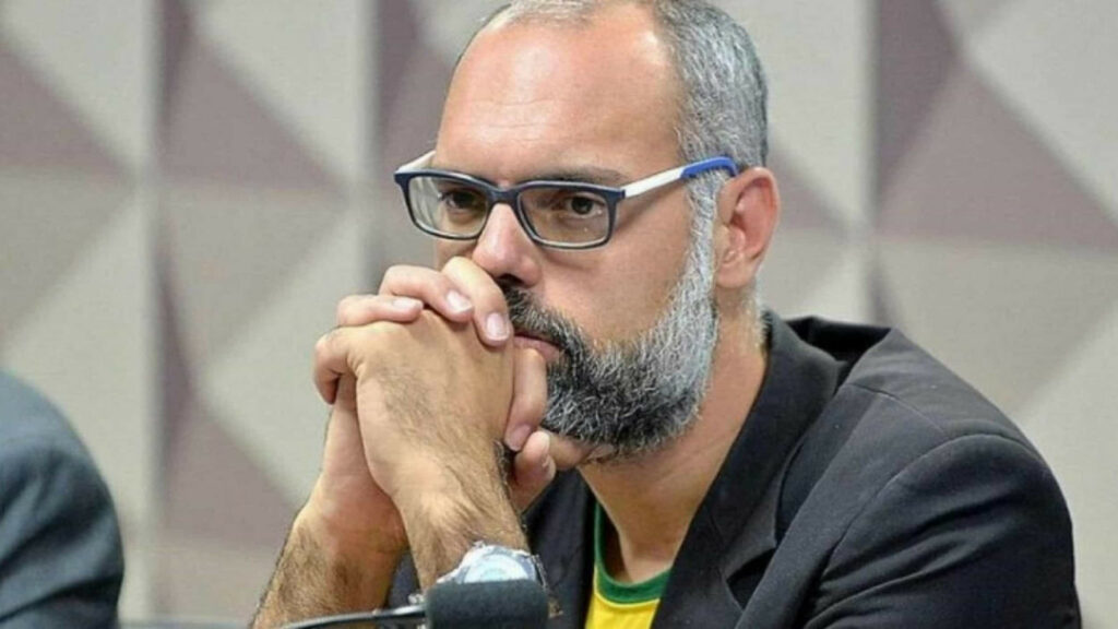 Ministério da Justiça de Lula aciona EUA e Interpol por extradição de Allan dos Santos