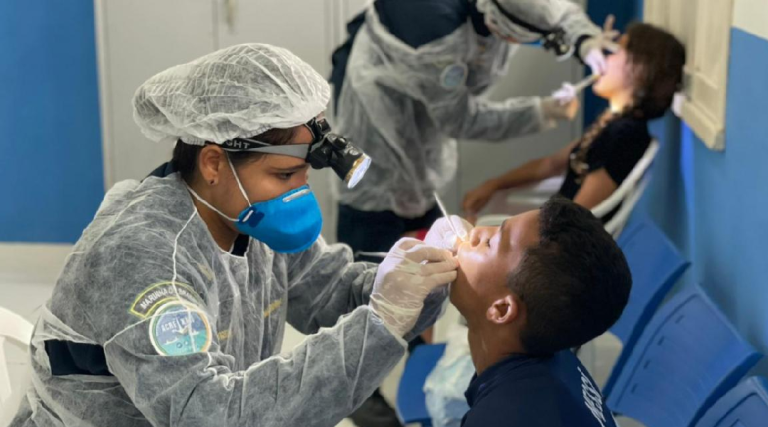 Em Cruzeiro do Sul, Navio-Hospital prioriza o atendimento pediátrico e a vacinação