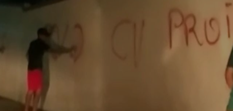 No Acre, faccionados ‘marcam território’ e picham muros: ‘proibido roubar’