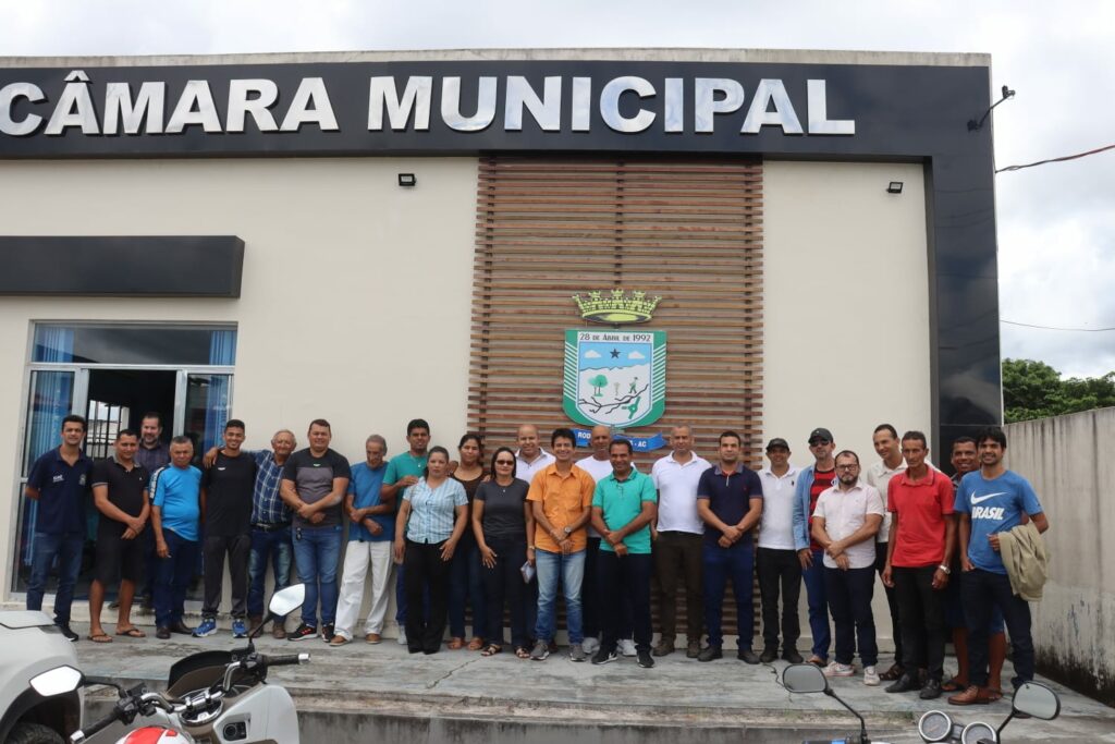 Presidente da Câmara esteve reunido com executivo municipal e sociedade civil de Rodrigues Alves em busca de parceria para construção de ponte