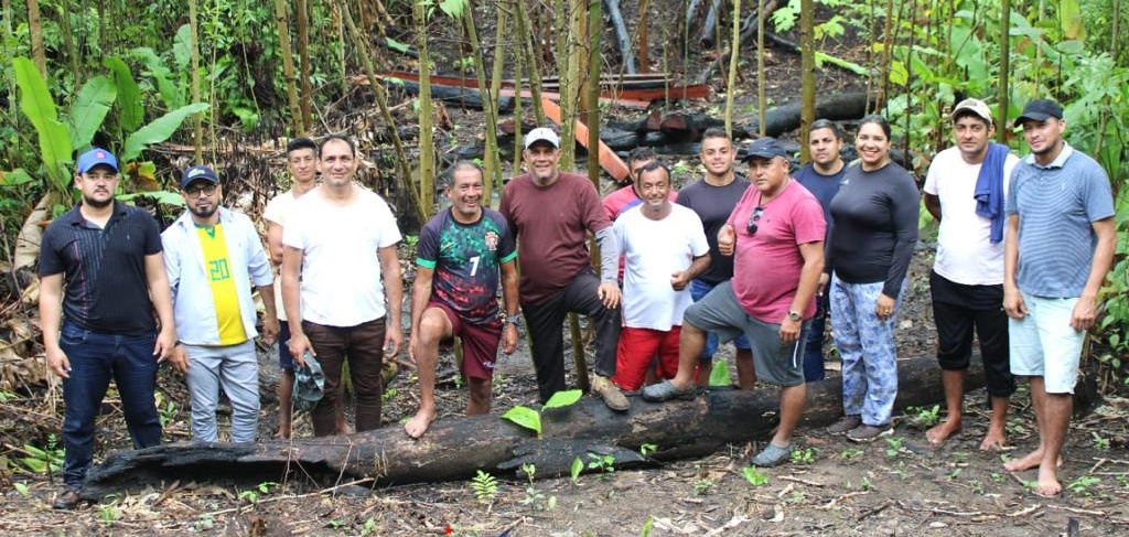 Prefeito Valdelio Furtado leva ação de saúde as comunidades distantes de Marechal Thaumaturgo