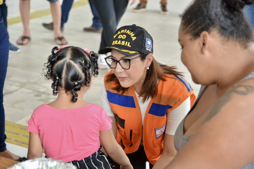 Vice-governadora Mailza visita abrigos e reafirma compromisso do governo com famílias