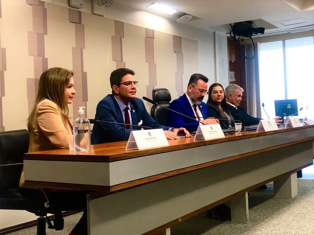 Governador Gladson Cameli se reúne com bancada federal do Acre em Brasília