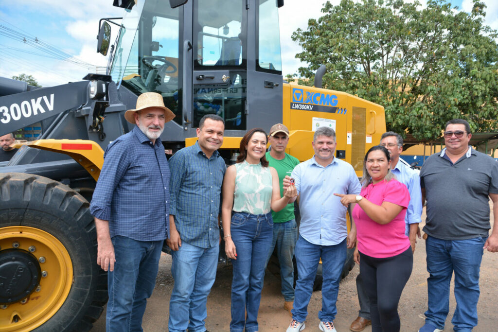 Governo entrega mais de R$ 1 milhão em investimentos para extrativistas e agricultores do Alto Acre