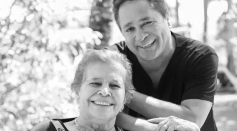 Morre aos 85 anos, Carmem Costa mãe do cantor Leonardo