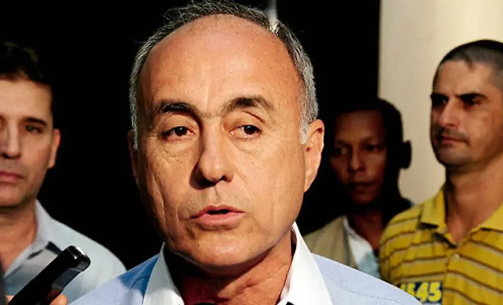 Expositores querem saber onde Bocalom enfiou os R$ 5 milhões destinados para construção do Mercado Elias Mansour