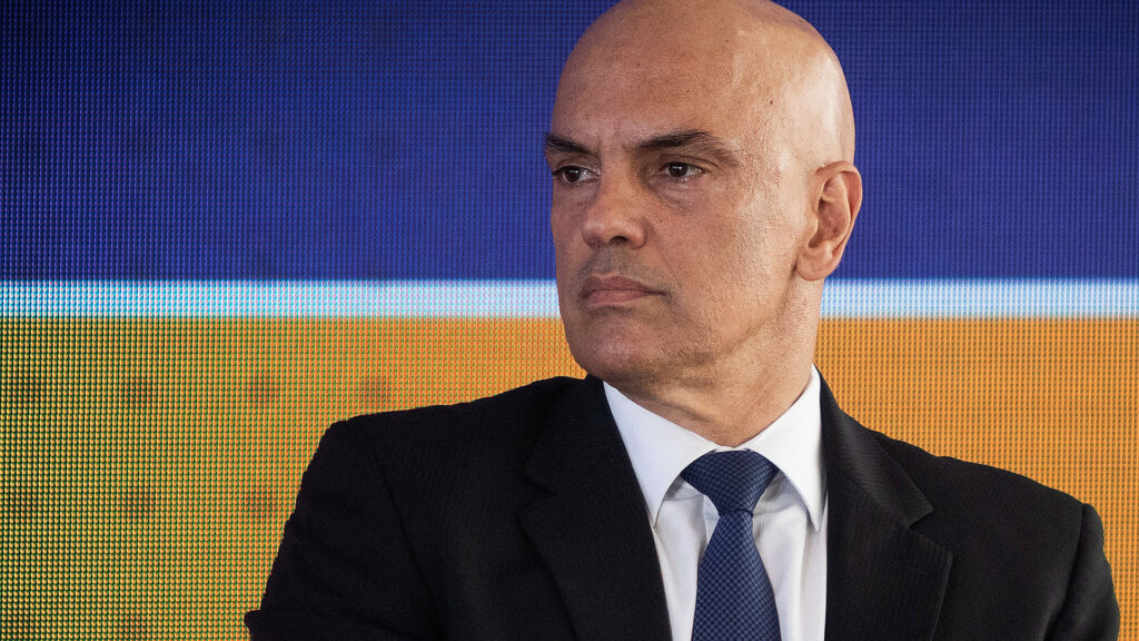 Moraes vota para tornar réus 100 dos denunciados por ataques golpistas de 8/1