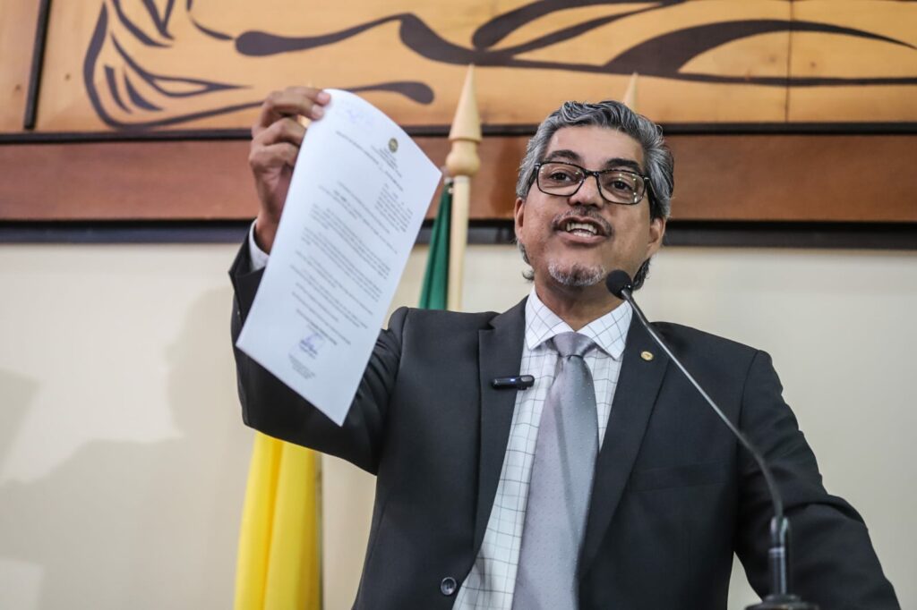 Ao afirmar que é mais caro ir para Cruzeiro que para a França, Edvaldo pede fim de isenção do ICMS para a Gol: “não está servindo absolutamente para nada”