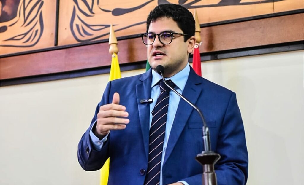 Eduardo diz que Petecão é o maior interlocutor de Lula e confirma aproximação do PSD com PT