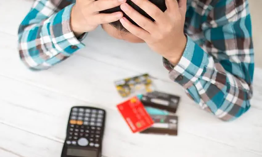 45% dos acreanos adultos estão com o nome sujo, diz Serasa