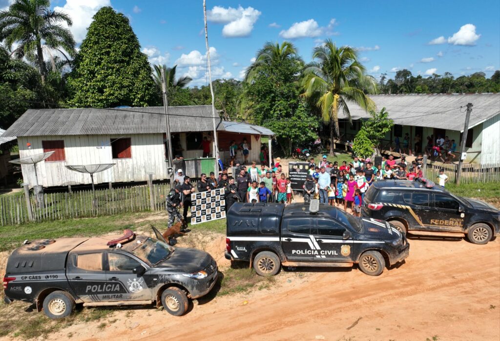 Ação social é realizada em unidade escolar, na zona rural de Rodrigues Alves
