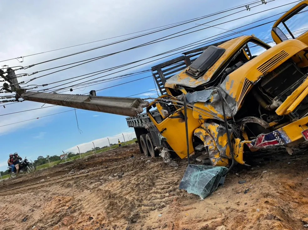 Em 2023 já foram registradas mais de 50 batidas de veículos em postes de energia no Acre