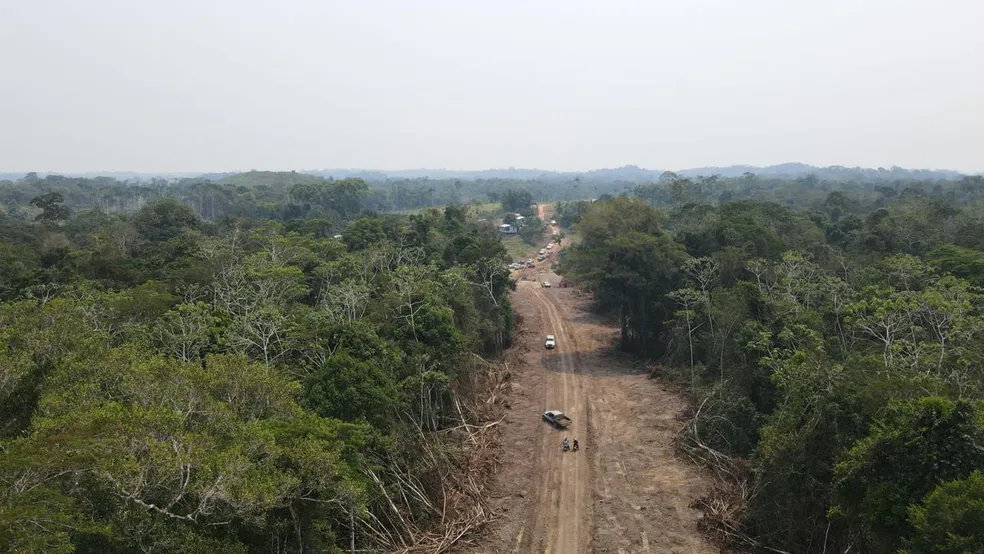 Audiência pública debate acesso à Porto Walter, que foi interrompido por entrar em terra indígena