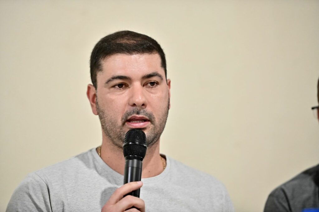 “Uma tradição das nossas famílias “, diz Nicolau ao participar de assinatura de convênio para o novenário de CZS