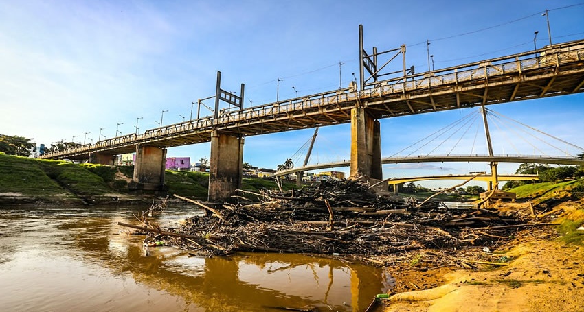 Seca afeta área de quase 80 mil km² após alagação no Acre