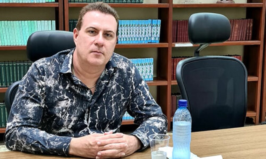 Promotor é alvo de ataques homofóbicos por policial penal no Acre