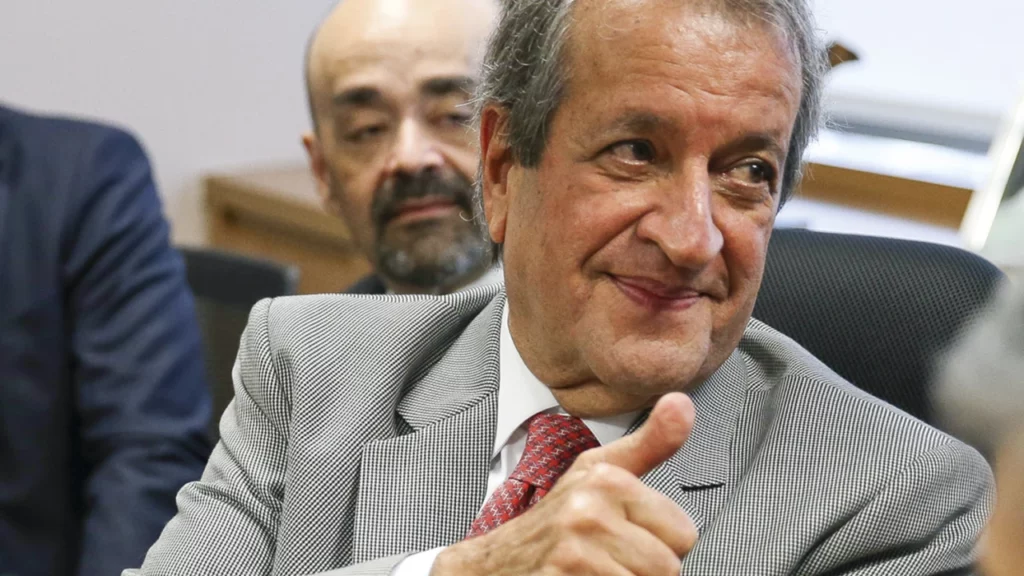 Quem decidirá candidato de direita em 2026 é o próprio Bolsonaro, diz Valdemar Costa Neto