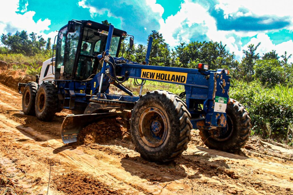 Em Rodrigues Alves, Deracre atende com melhorias famílias do Ramal Valquíria