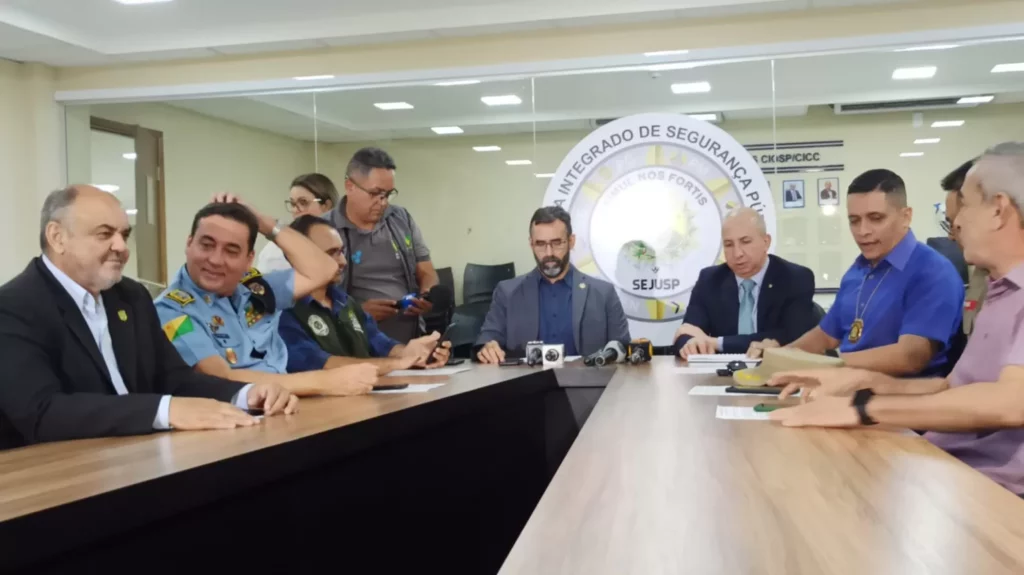 Investigação deve apurar se houve facilitação para acesso dos presos às armas durante rebelião