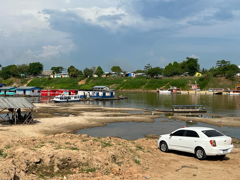 Seca do Rio Juruá afeta comércio do município de Marechal Thaumaturgo