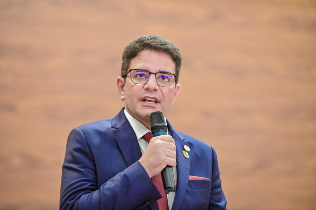 Em busca de atrair investidores para o Acre, Gladson cumprirá agenda em Washington