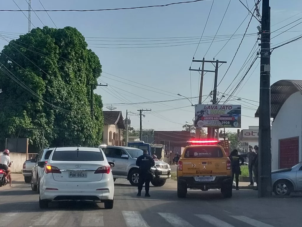 9 pessoas são flagradas dirigindo sem habilitação em Cruzeiro do Sul
