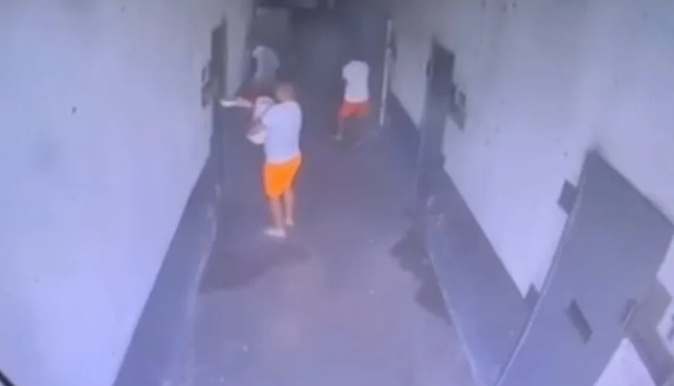 Policiais penais já tinham pedido retirada de armas de dentro do presídio no AC onde aconteceu rebelião