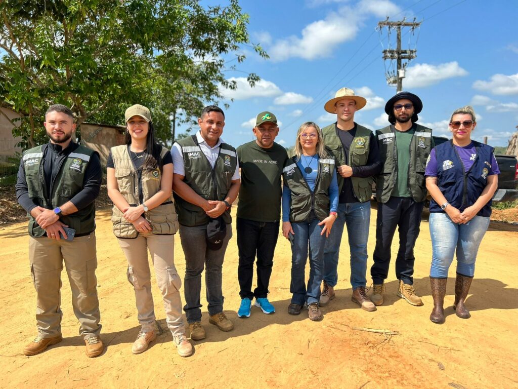 DERACRE e IMAC fazem vistoria no acesso que liga Porto Walter a Cruzeiro do Sul