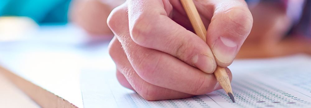 Concursos Federais: ministra prevê 10 mil vagas e avais este ano