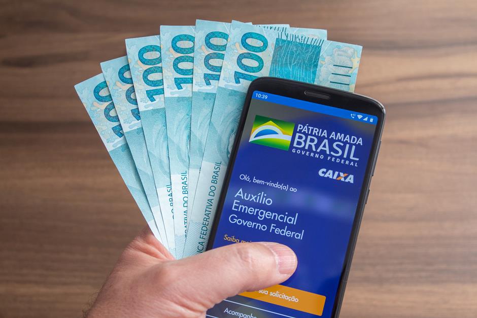 Confirmada a lista de CPFs que vão receber o Auxílio Emergencial em agosto