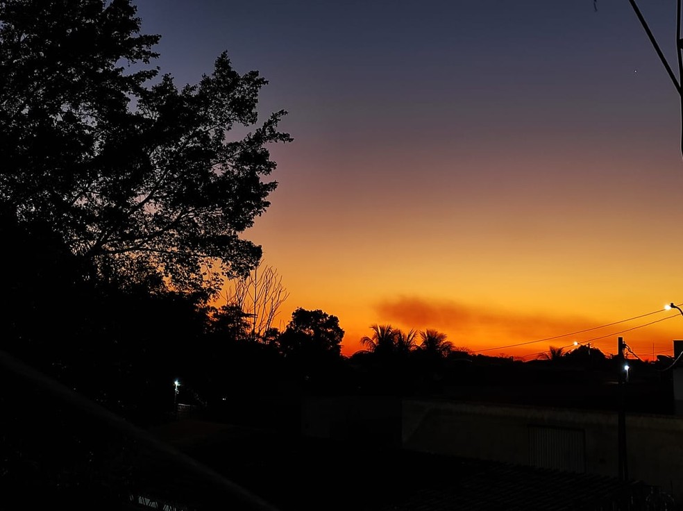 Sol forte, calor e baixa umidade devem predominar neste domingo (13), diz Sipam