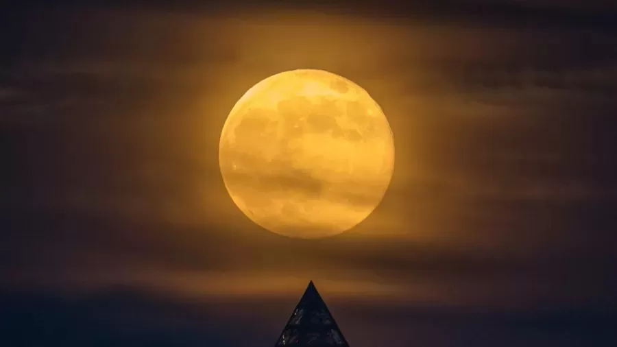 Esta quarta-feira é dia de “Superlua Azul”, fenômeno que se repetirá apenas em 2037