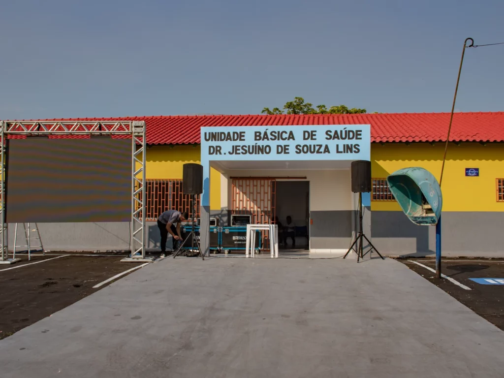 Prefeitura de Cruzeiro do Sul entrega reforma da UBS Jesuíno Lins, no bairro do Alumínio