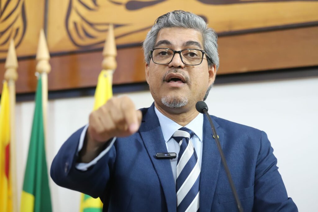 Edvaldo denuncia que carona de quase R$ 25 milhões da Secretaria de Educação visa ‘burlar’ decisão da Operação Ptolomeu com sublocações de empresas