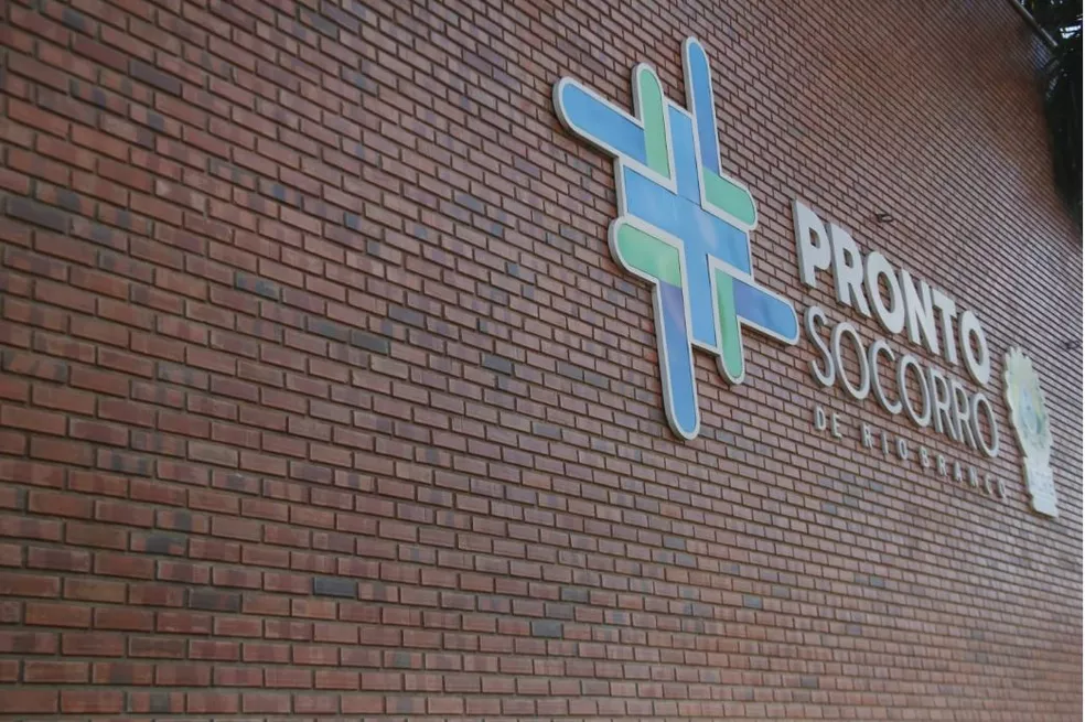 Homem morre após ter motocicleta atingida por carro no trânsito de Rio Branco