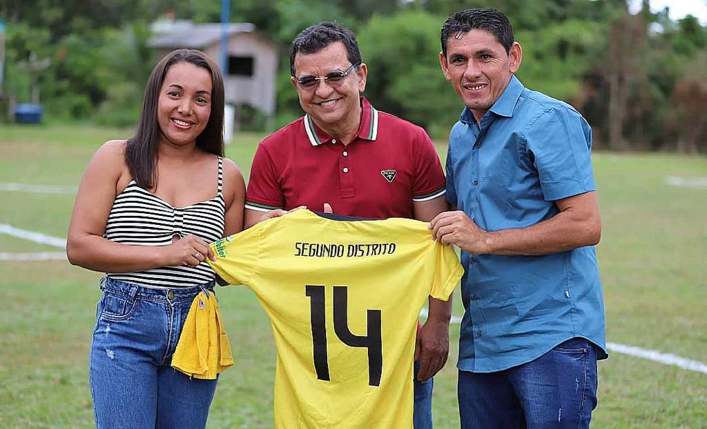 Com emenda de Gonzaga, Porto Walter realiza final do maior campeonato de futebol feminino do Acre