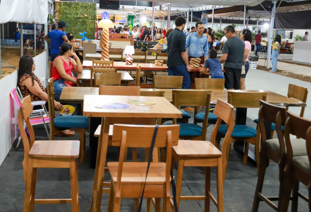 Empresas do setor moveleiro mantêm crescimento pós-pandemia com a Expoacre Juruá