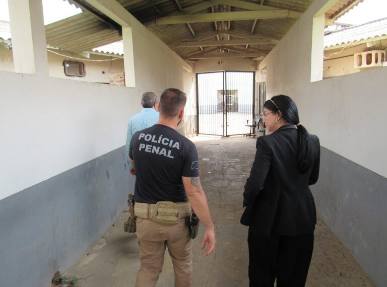 Penitenciária de Segurança Máxima Antônio Amaro Alves passa por inspeção e queixas dos detentos são ouvidas
