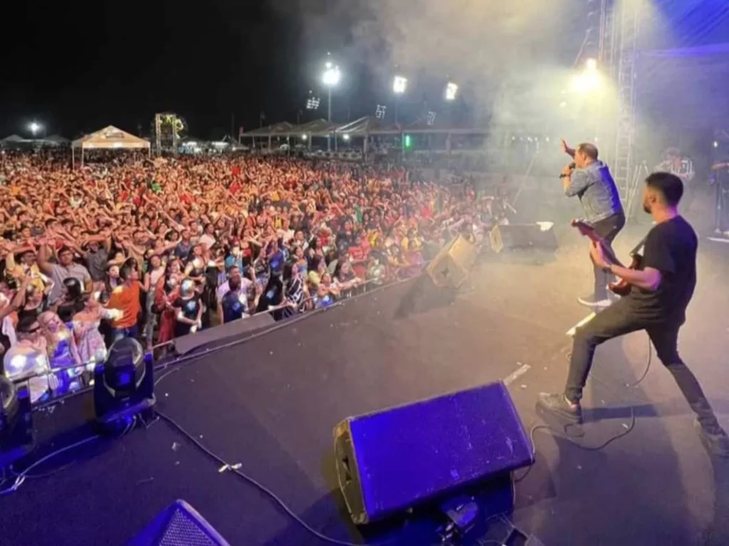 Show gospel marca a segunda noite da Expoacre Juruá, em Cruzeiro do Sul