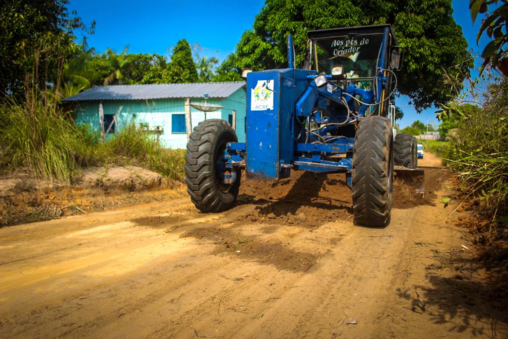 Governo leva acesso para 20 famílias do Ramal do Monteiro em Cruzeiro do Sul