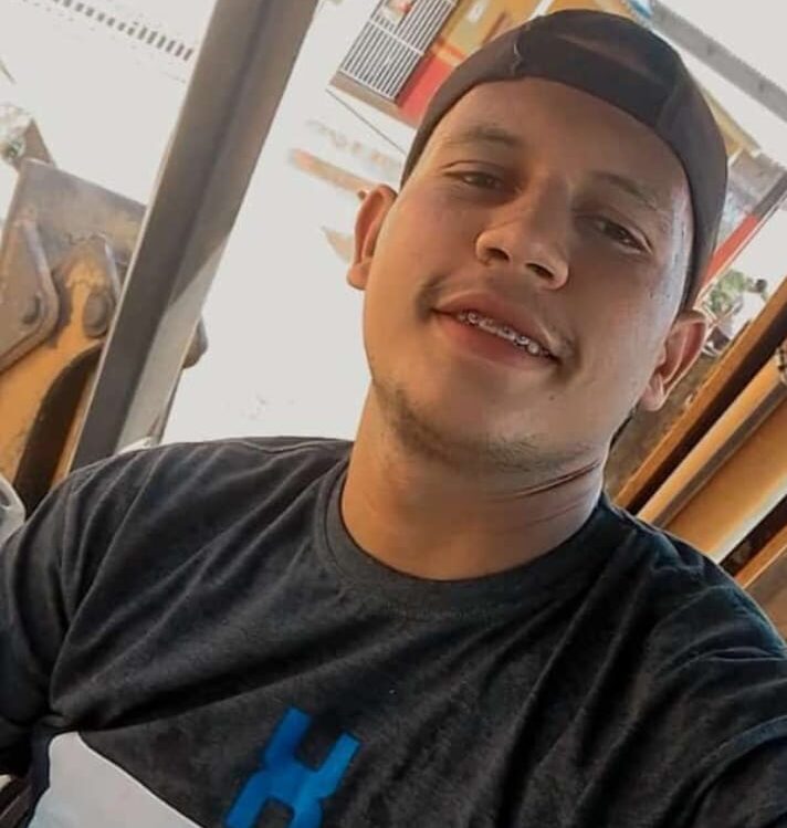 Família pede ajuda para encontrar jovem desaparecido em Rio Branco