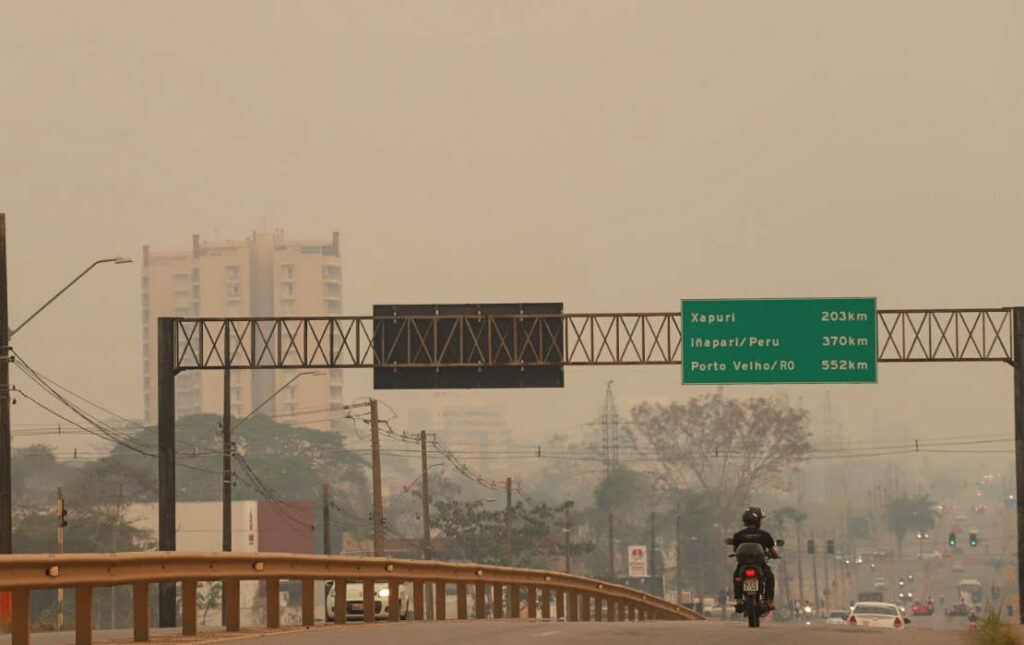 Sensores mostram poluição no ar em Rio Branco cinco vezes acima do aceitável pela OMS