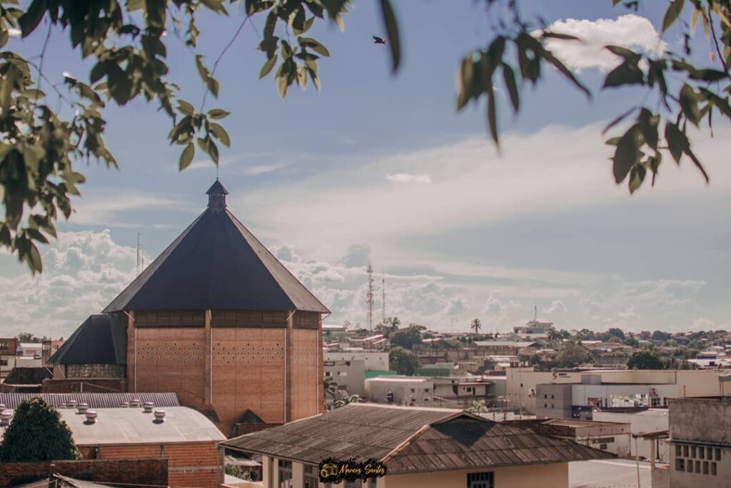 No Acre, terça-feira (3) deve ser quente, com chuvas pontuais