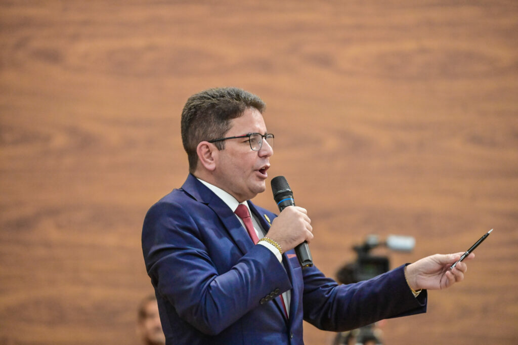 Um ano após eleições, aprovação do governo Gladson Cameli é de 41%