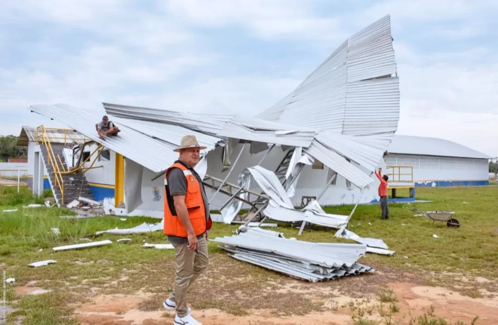 Mâncio Lima não divulga aplicação de mais de R$ 1,1 milhão recebido após vendavais